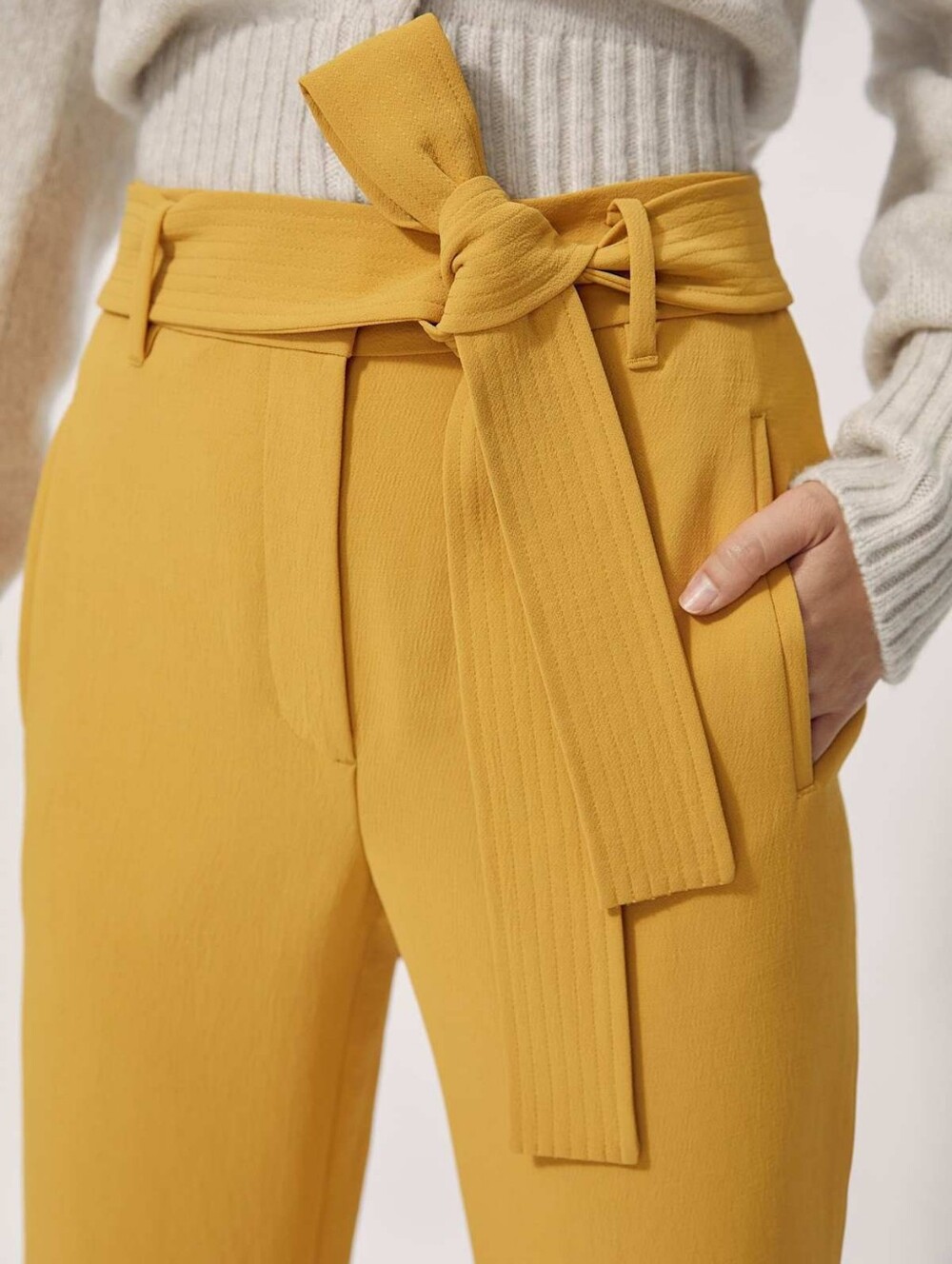 Aritzia Wilfred Crepette Ankle Trouser Size 4 In Cairo Gold (yellow) NWT - Picture 7 of 16